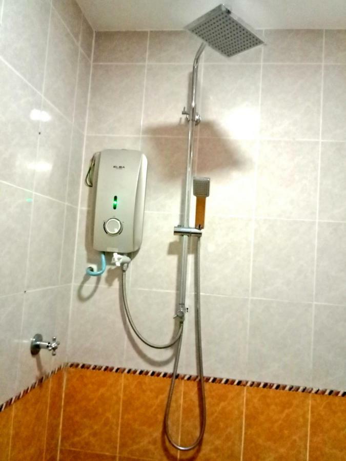 Eazy Hotel At Ampang Batu Empat Ngoại thất bức ảnh