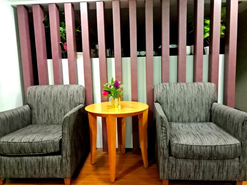 Eazy Hotel At Ampang Batu Empat Ngoại thất bức ảnh